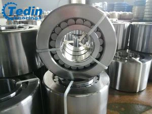 Back Up Roll Bearing NNCF112684 (Bantalan Rol Silinder Pelengkap Tiga Baris Penuh)